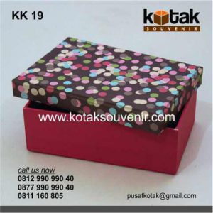 Kotak Kado kk19